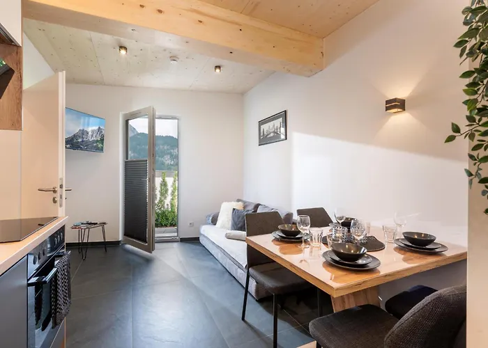 N & C * St. Johann in Tirol