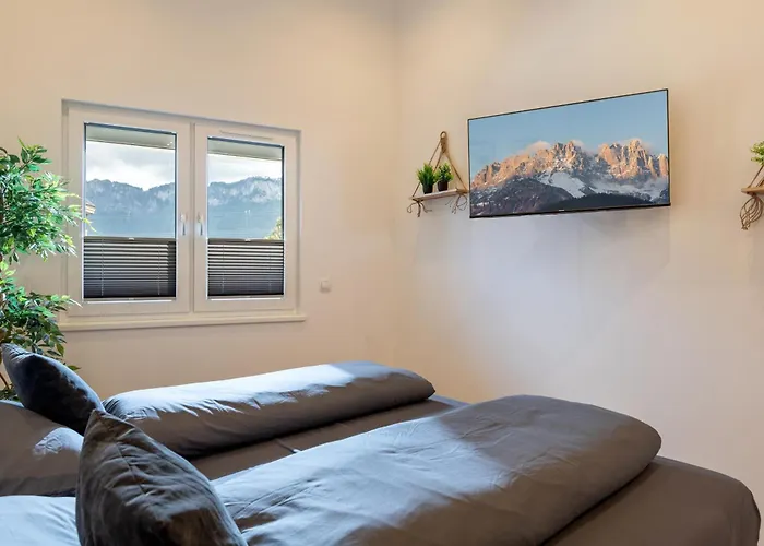 N & C St. Johann in Tirol